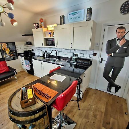 Southsea Royale James Bond 3 Bed Cool Penthouse, Seafront Parking Portsmouth Extérieur photo