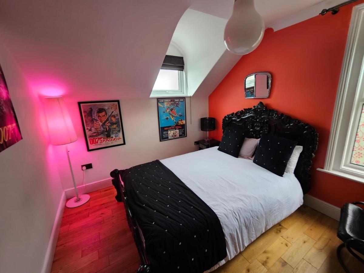 Southsea Royale James Bond 3 Bed Cool Penthouse, Seafront Parking Portsmouth Extérieur photo