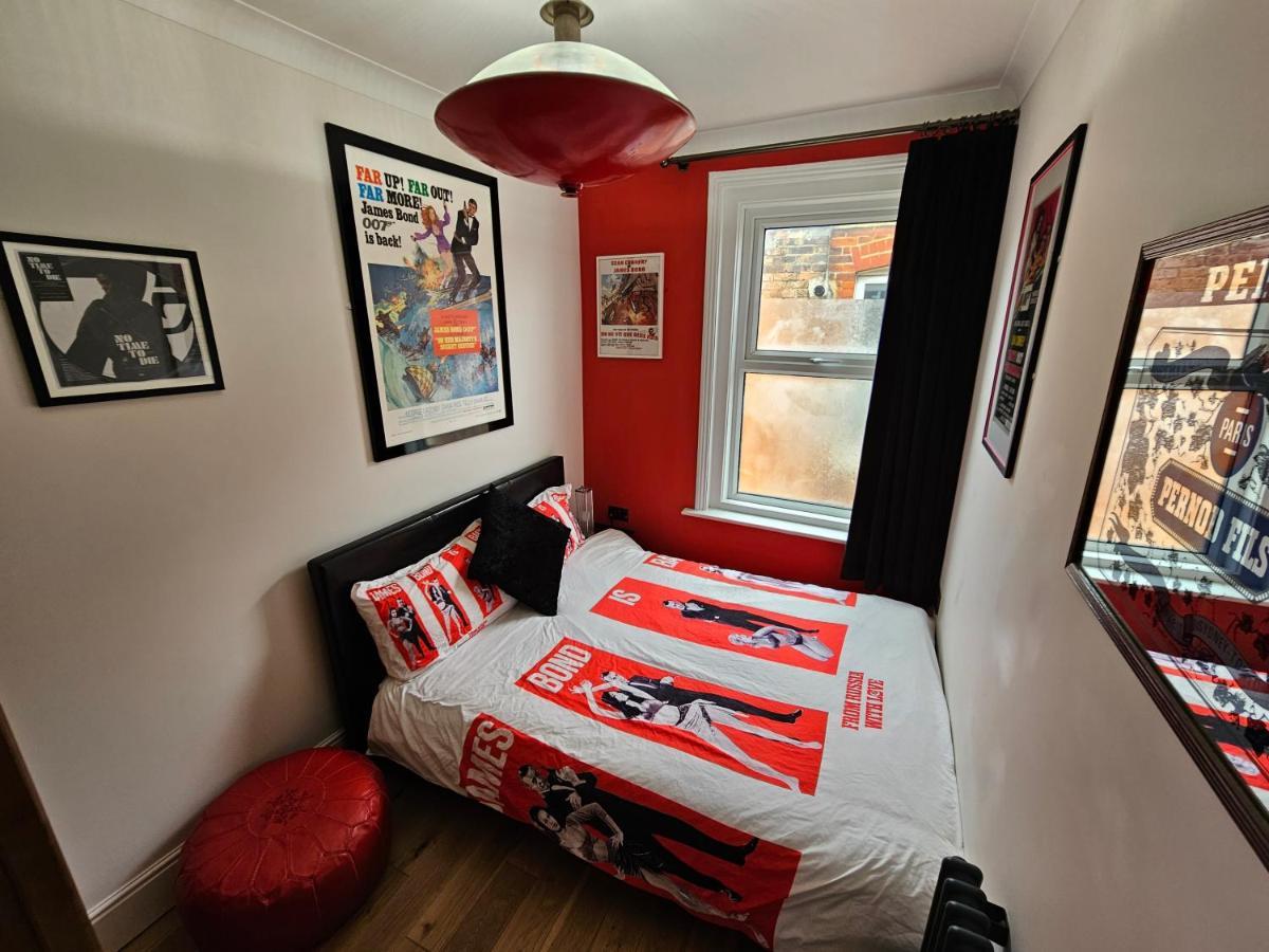 Southsea Royale James Bond 3 Bed Cool Penthouse, Seafront Parking Portsmouth Extérieur photo
