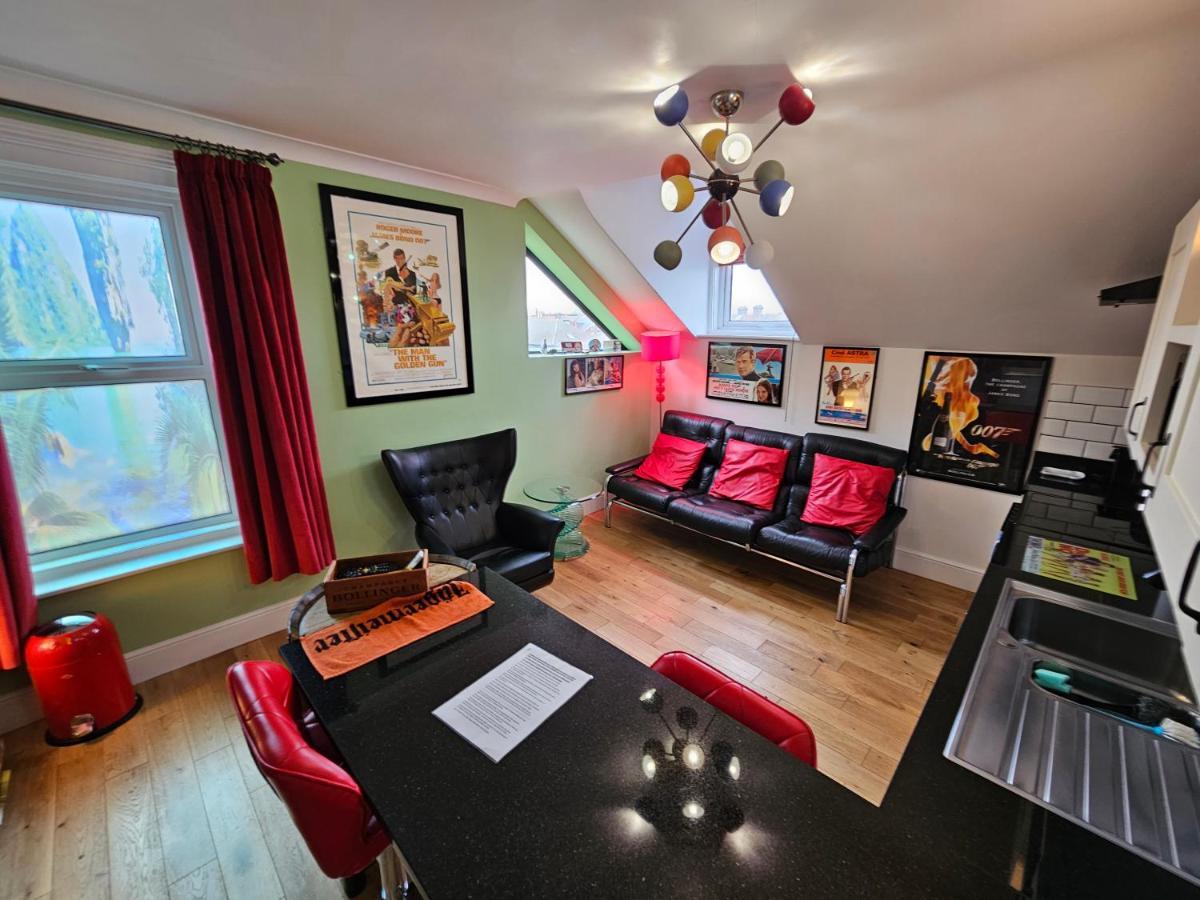 Southsea Royale James Bond 3 Bed Cool Penthouse, Seafront Parking Portsmouth Extérieur photo